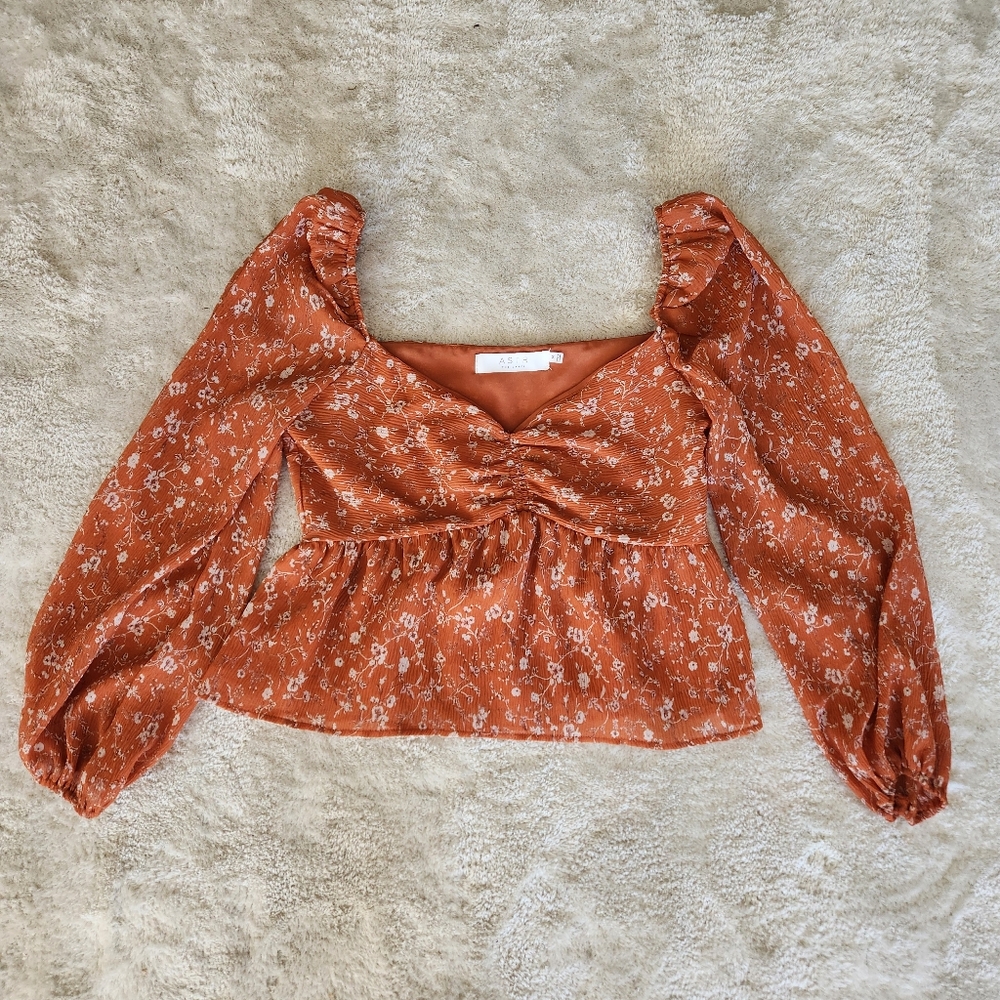 Astr The Label Orange Floral Top